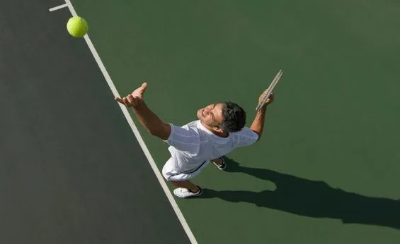 Why Padel Ladder Leagues Are the Fastest Way to Improve Your Game